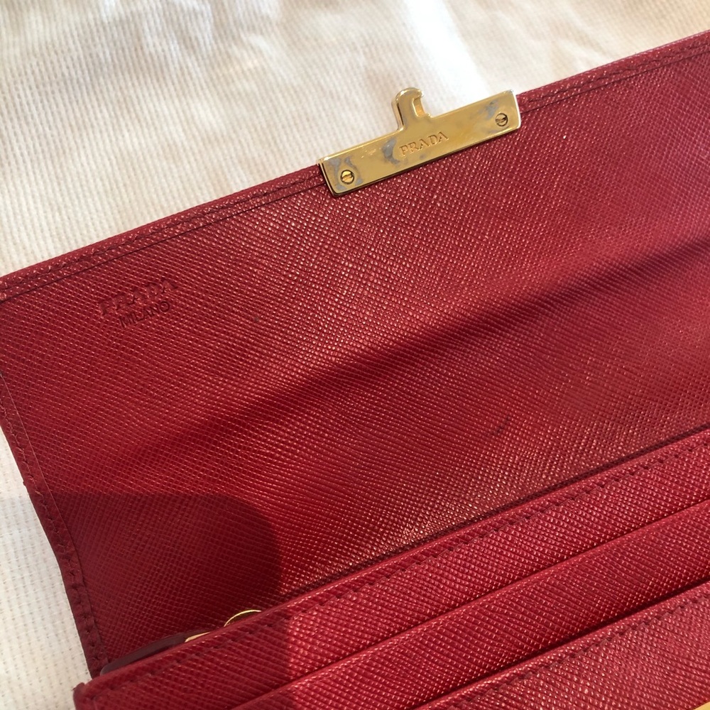 Authentic - Prada Wallet - Picture 3 of 12